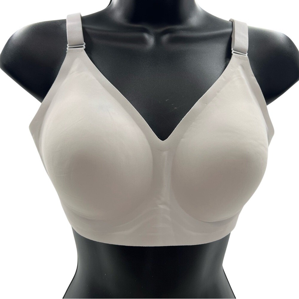VertVie Womens Wireless Contour Bra Ivory Seamless V-Neck Padded Size Medium NEW